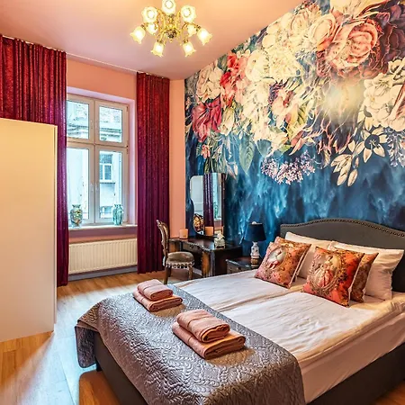 Retro Chic Wawel Appartamento Cracovia